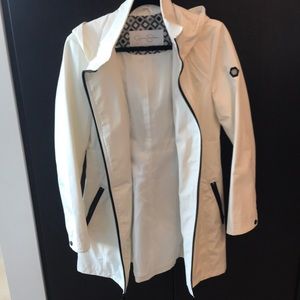 Jessica Simpson Raincoat